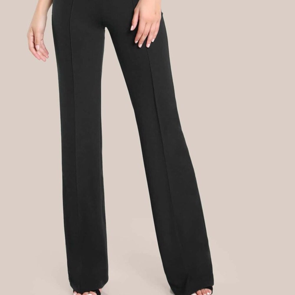 NWT NWOT Black High rise straight leg pant.
